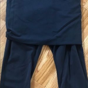 Lululemon Yin To You Crops size 4